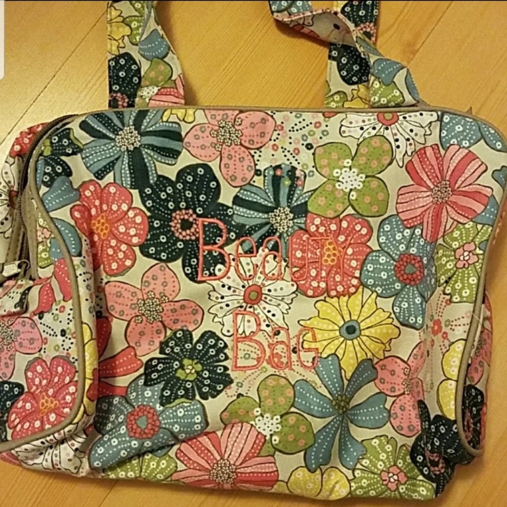 Brand new Thirty One makeup bag